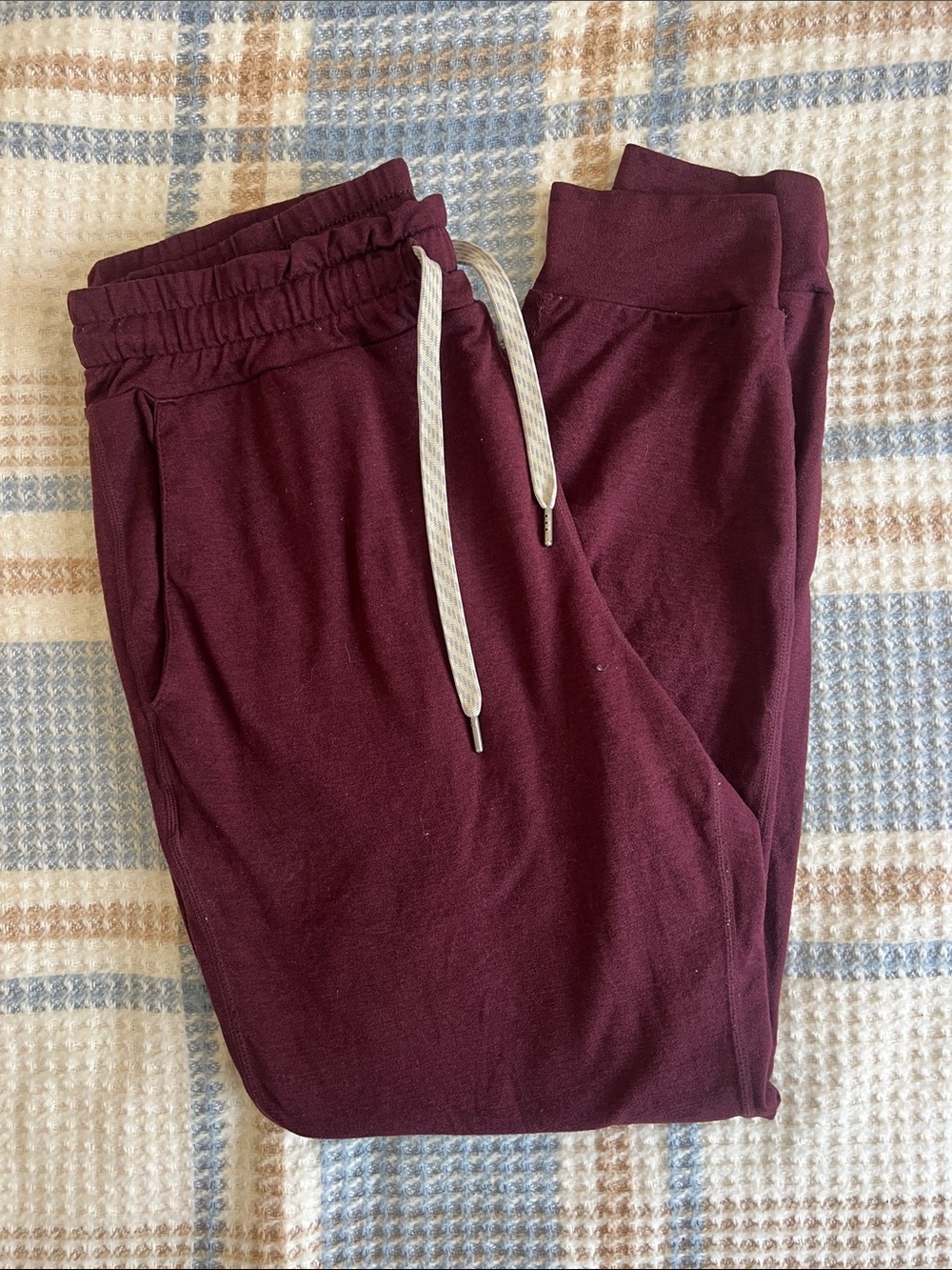 Vuori Maroon Performance Joggers